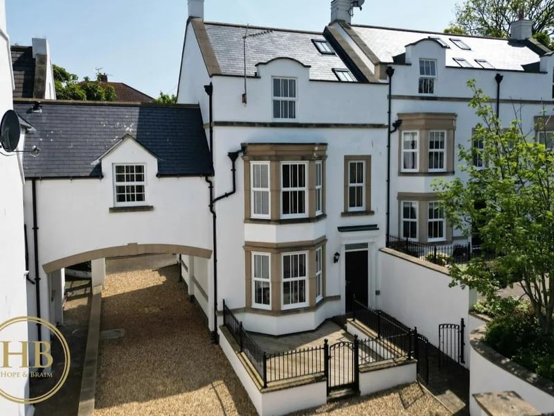 Three-bedroom townhouse for sale with Hope & Braim, £450,000
Photo: Zoopla