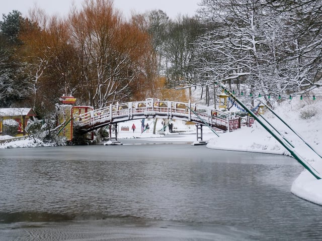 Peasholm Park looking winter postcard pretty. photo: Richard Ponter