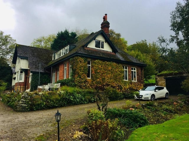 The Valley, Sandsend, Whitby, YO21 3TE. Rating: 9.3