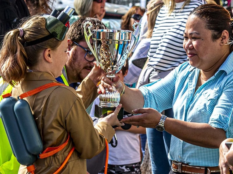 Trophy presented to one of the parade prize-winners. photo: Brian Murfield