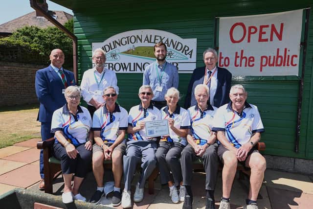Bridlington Alexandra BC welcomed members of the council who came along to present the club a plaque celebrating the club receiving a community grant that had enabled them to purchase not only new greenkeeping equipment but also new shoes, mats, jacks and pushers for use when the club is visited and used by members of the public.