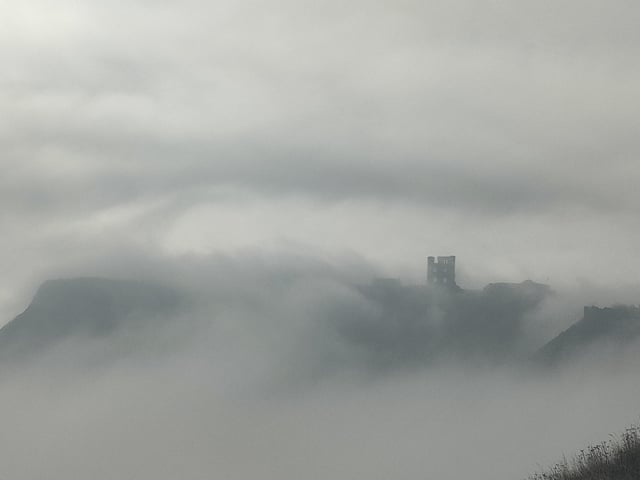 Hidden castle in the sea fret