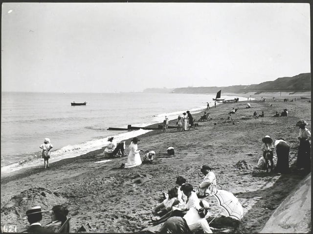 On the beach at Sandsend, near Whitby, North Yorkshire, in 1913.
(Photo by Hulton Archive/Getty Images)