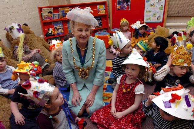 Lord Mayor Coun Jackie Drayton with children in their  Easter bonnets at Fulwood Pre School Nursery in 2007