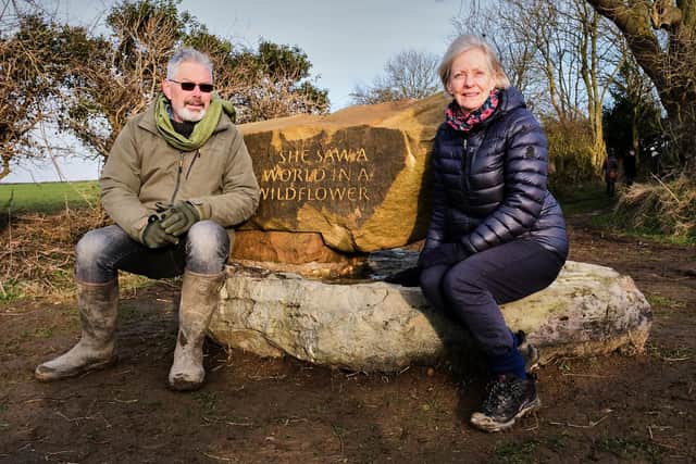 Ryedale Sculptor Peter Coates who has created a memorial to botanist Nan Sykes on behalf of The Carstairs Countryside Trust at the unveiling ceremony with Rachael Smye daughter of Nan at the site of the work at Silpho near Scarborough .©Tony Bartholomew