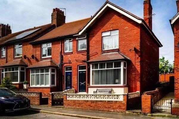 Three-bedroom end terrace house for sale with Bridgfords, £255,000
Photo: Zoopla