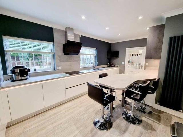 The high spec kitchen with diner has NEFF appliances.