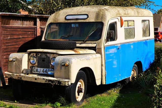 An old ambuance!
