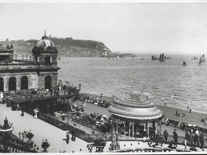 Holiday crowds at the Spa, Scarborough, with the bandstand in the foreground, circa 1913. (Photo by Hulton Archive/Getty Images)