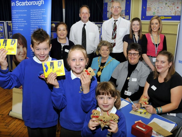 Launch of the Schools Savers Club at Gladstone Road Junior School.
103854