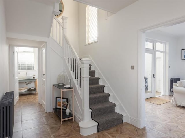 A spacious entrance hallway.