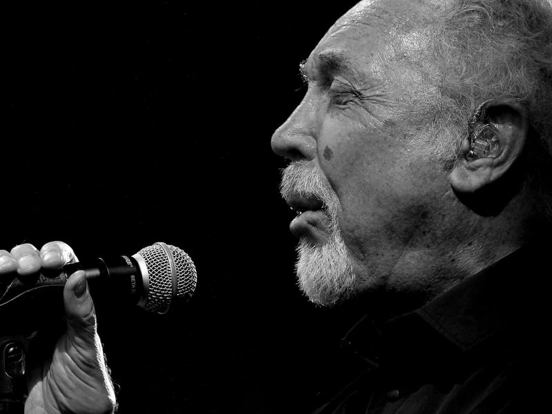 Sir Tom Jones Sings at The Open Air Theatre