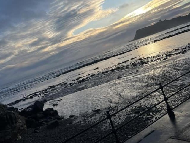 A chilly North Bay in Scarborough this morning.