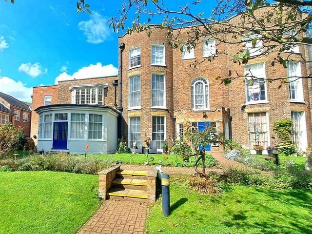 This two bedroom flat is for sale with Boutique Property Shop for £97,500.