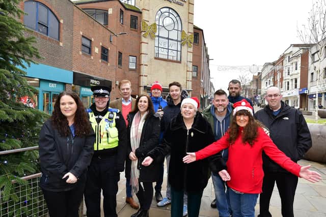 Rhian Buglass, Billie Dunster, Peter Bleach, Ann Burton, Paul Andrews, Chris Golder, Susan Hemsley, Alex Anderson, James Galashan , Janet Jefferson and Tom Thurlby.