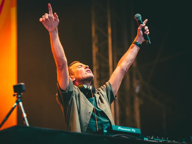 BBC 2 Radio 2 breakfast host Scott Mills and traffic and travel presenter Ellie Brennan got the crowd warmed up.