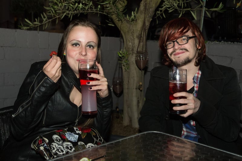 Christina & Brad enjoying themselves on the terrace of The Ink Bar. 
152256