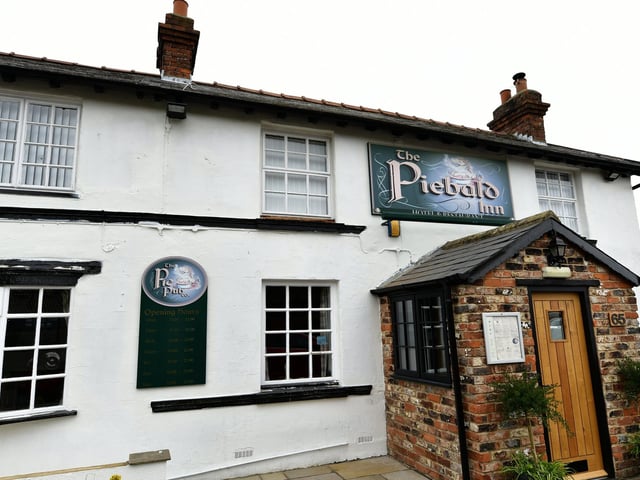 The Piebald Inn is located on the outskirts of Hunmanby village adjacent to the Sands Lane level crossing. 
PiePub Co Bitter is one of two house beers in addition to three guests.
A particular feature of the menu is the extensive range of 50 different pies on offer.