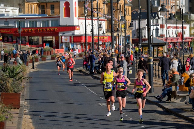 The final section of the Scarborough 10k.  Photo by Richard Ponter
