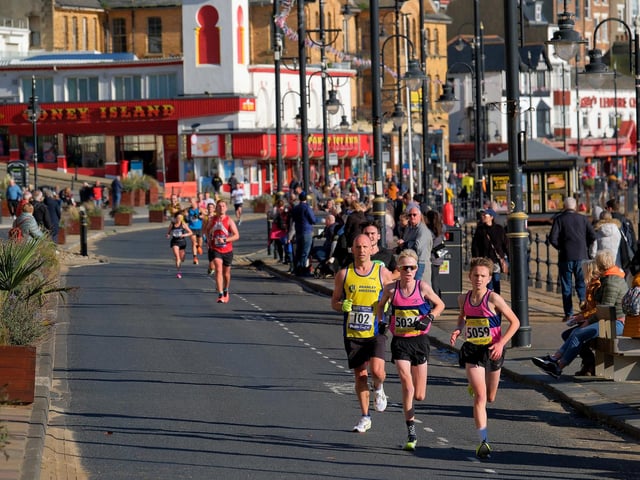 The final section of the Scarborough 10k. Photo by Richard Ponter