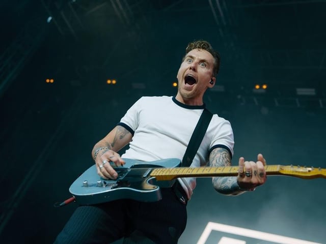 McFly's Danny Jones entertaining fans. photo: Cuffe & Taylor