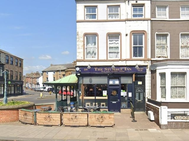 Only two minutes’ walk from the station you’ll find Scarborough's first micropub which serves a variety of real ales ciders and perries. It is a lovely little friendly pub where the staff are always ready to welcome hounds with dog biscuits.