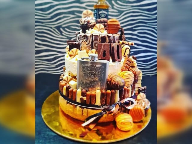 An amazing tiered cheesecake!
