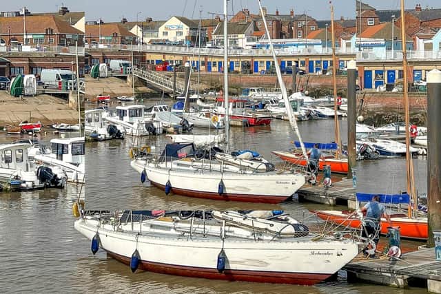 Bridlington lifeboat crew went to the assistance of a boat that lost power