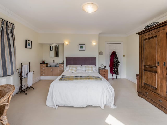 Most of the bedrooms have their own washbasin facility.