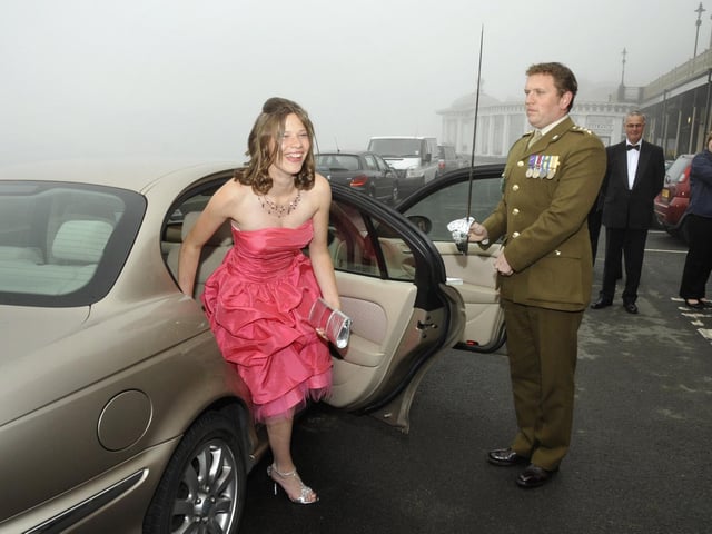 In 2009, Emma Boardman recieved a very special arrival, chauffered in a Jaguar by Capt Tony Vining, of the 4th Batt' Yorkshire Regt.
Emma's dad, Sgt Pete Hall, of the 4th Batt Yorkshire Regt', saw his daughter arrive for her big night after a long day preparing for the Armed Forces Day.