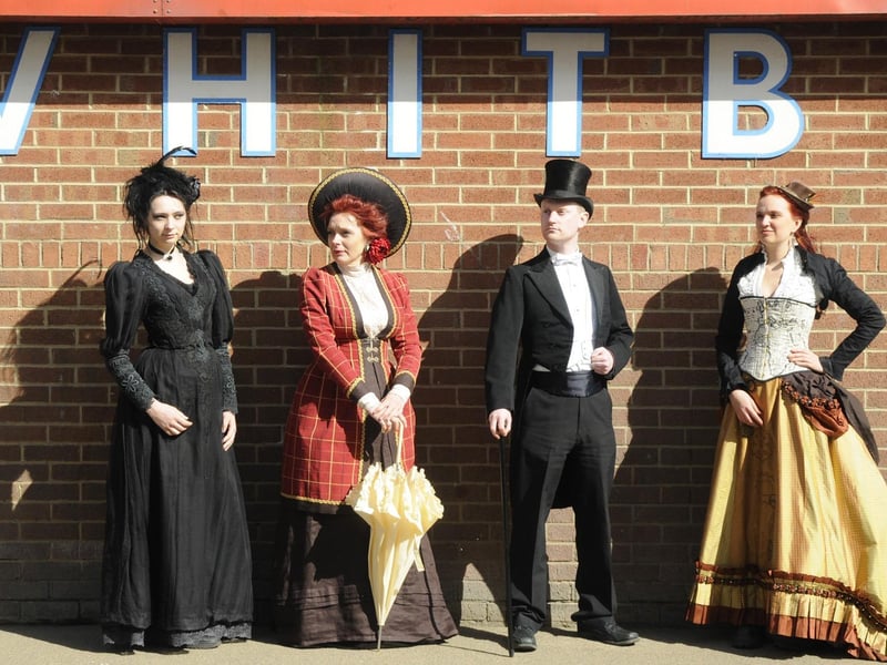 Emma Brackenbury, Jeanette Brackenbury, Chris Naylor and Bronwen Thompson.
w131702ss