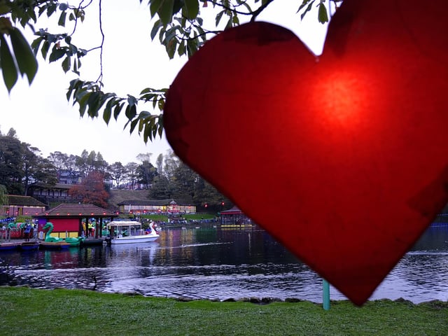 The scene is set in Peasholm.