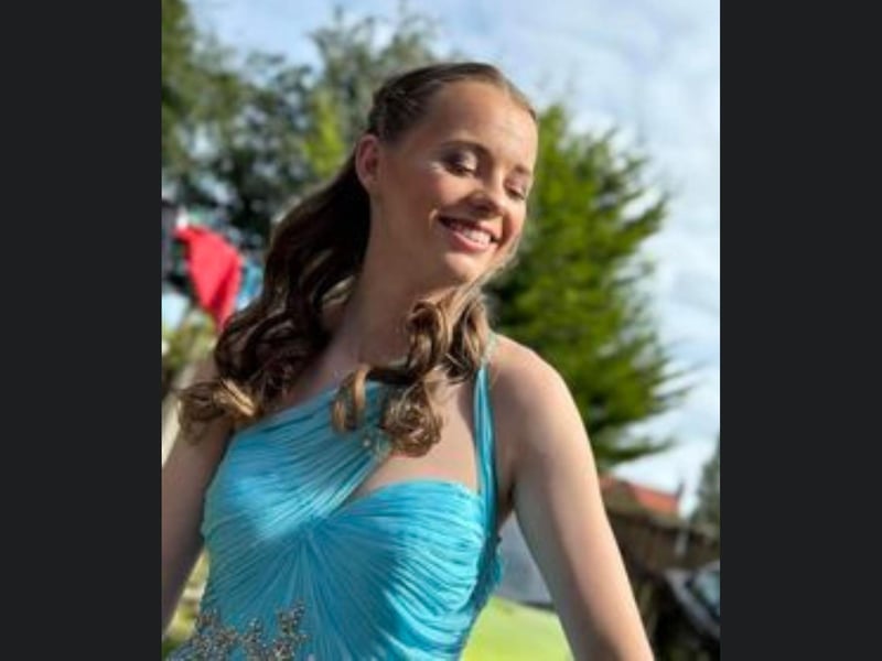 Here is Leah Wales glowing in the summer sun!