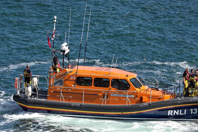 Bridlington all weather Boat at Thornwick Bay - Image: RNLI/Mike Milner