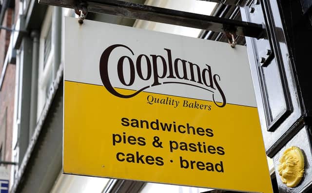 Cooplands Bakery have been awarded a highly prized 2-star Great Taste Award for their Large
Traditional Pork Pie.