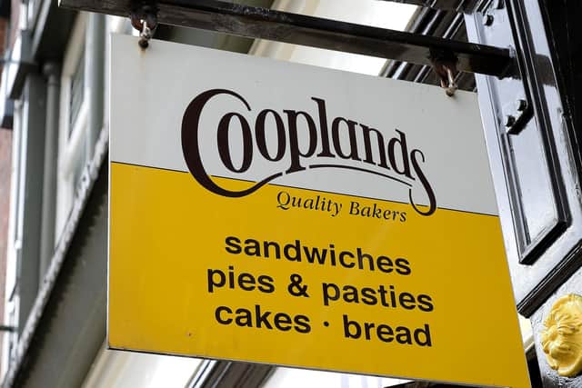 Cooplands Bakery have been awarded a highly prized 2-star Great Taste Award for their Large
Traditional Pork Pie.