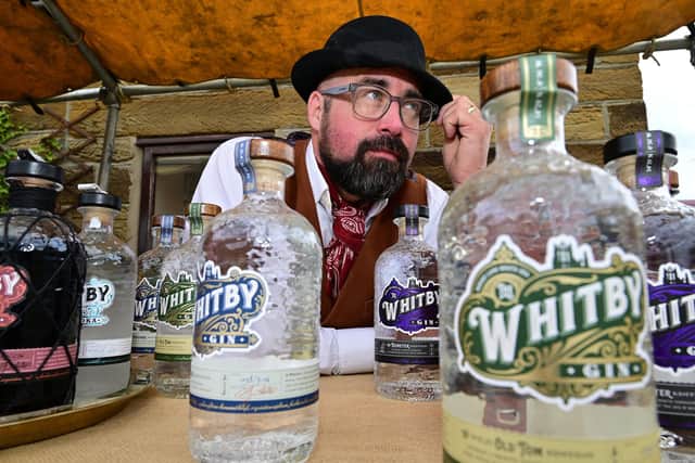 Rady for gin. photo: Richard Ponter