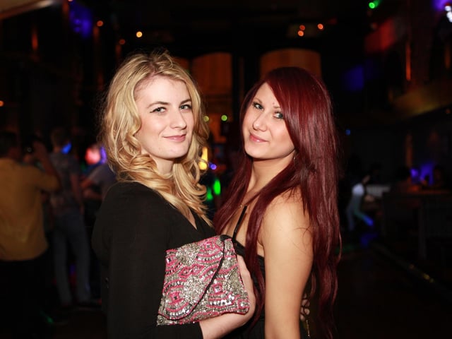 Kate and Chloe looking fabulous in Blue Lounge