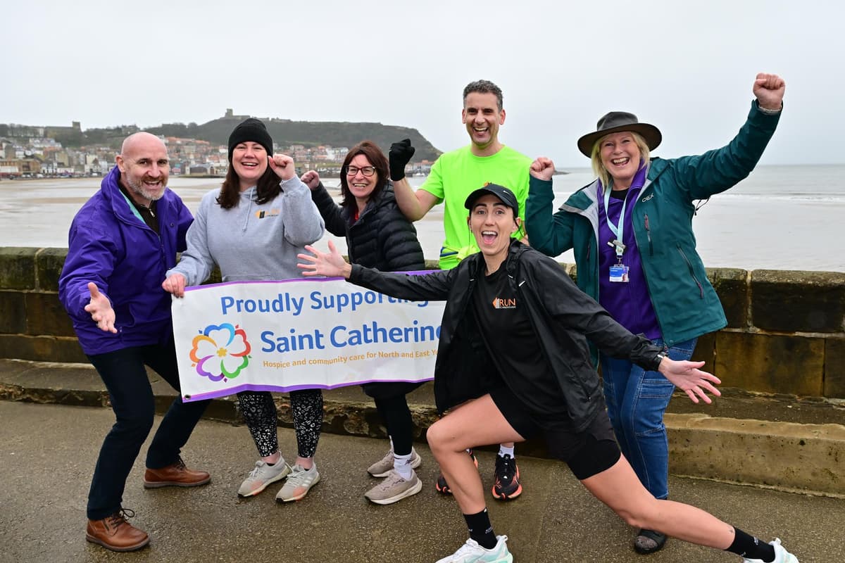Läufer aus Scarborough sammeln über 2.500 £ für Saint Catherine's bei ...