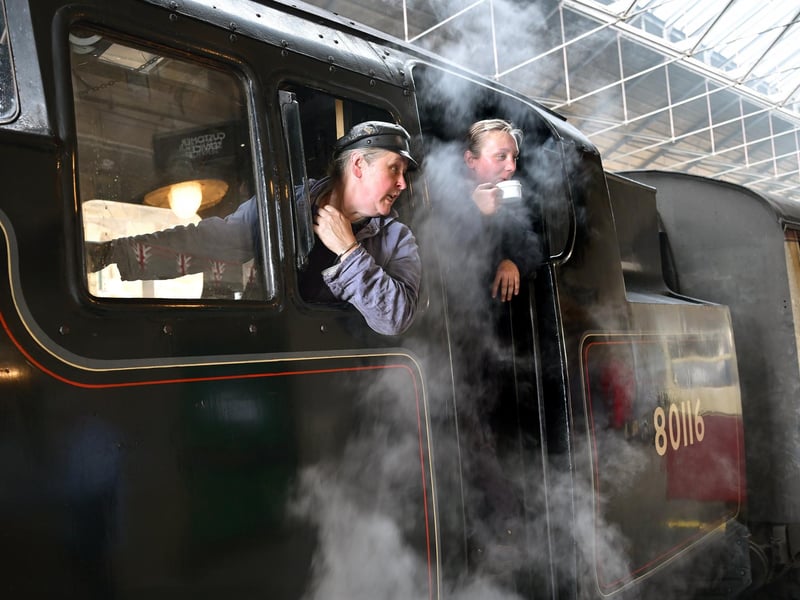Train arriving at the station. photo: Richard Ponter