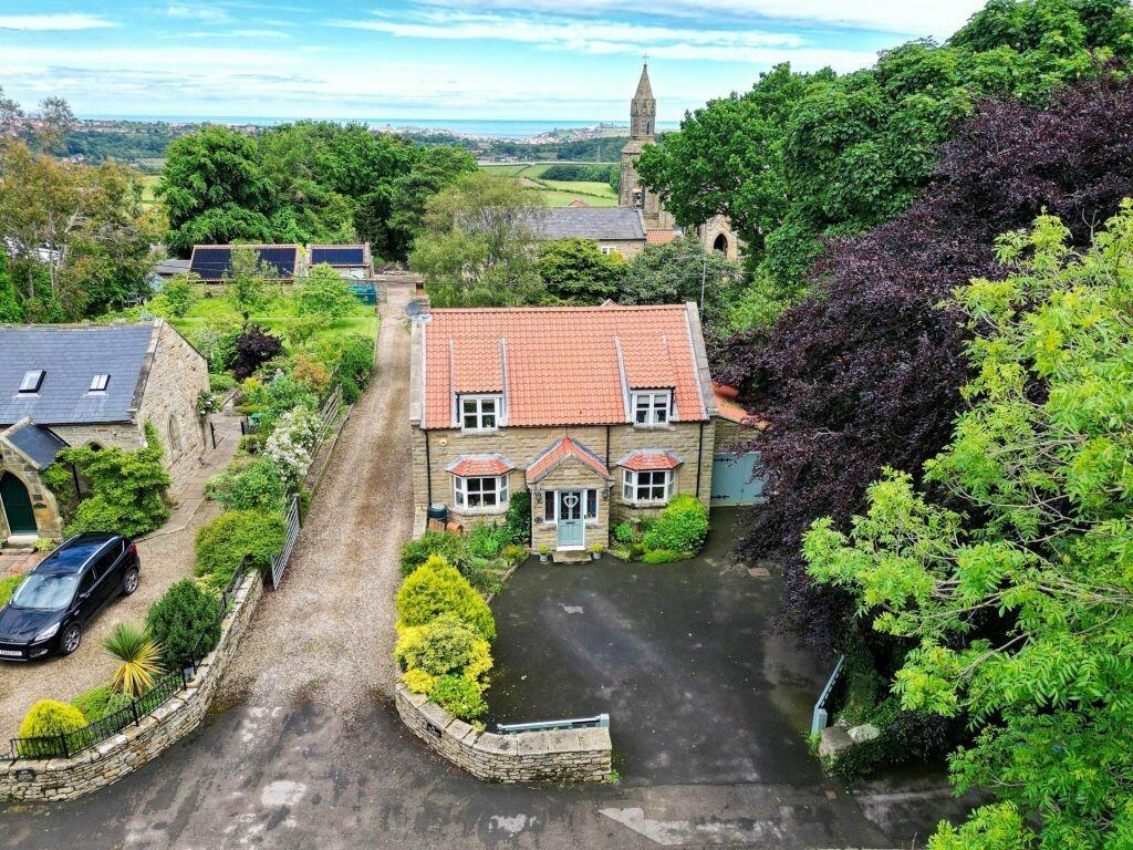 See inside this very comfortable open plan cottage for sale near Whitby