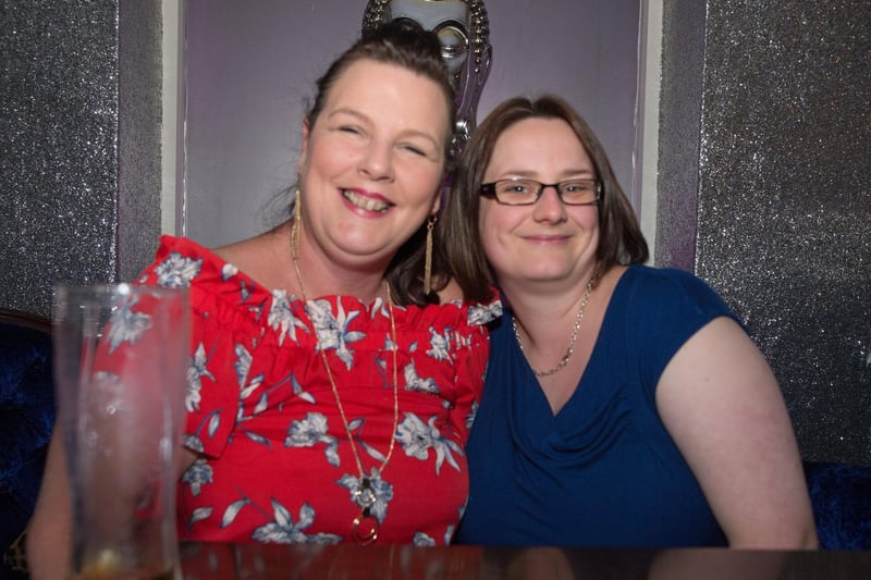 Alison & Sarah catch up over a drink in The Ink Bar.
152256a