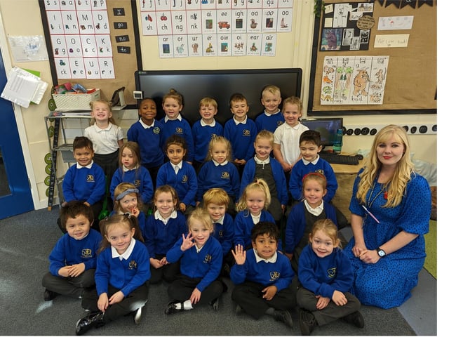 Gladstone Road School green class.
