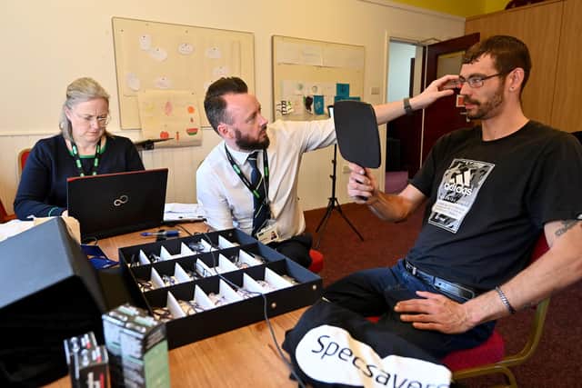 Optometrists from Specsavers’ Bradford and York home visits team visited 16 homelessness support centres throughout York, Scarborough, Huddersfield, Bradford, Wakefield, Bridlington, and Leeds.