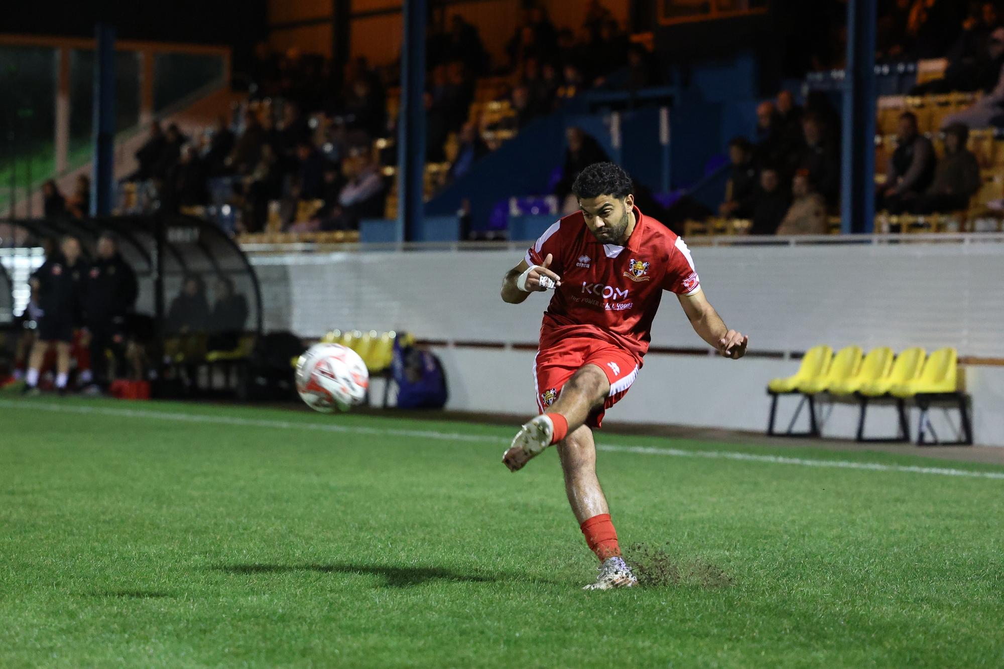 Dominant Bridlington Town earn 1-0 victory at Stocksbridge Park Steels
