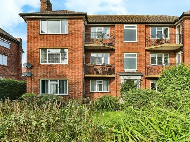 This two bedroom flat is for sale with CPH Property Services with a guide price of £140,000.
