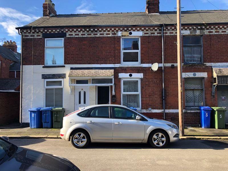 This two bedroom property is for sale with GetAnOffer for £100,000.