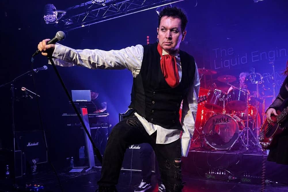 The UK's leading tribute to Gary Numan, Liquid Engineers.