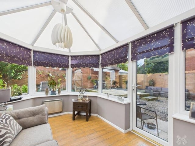 A conservatory of flexible use.
