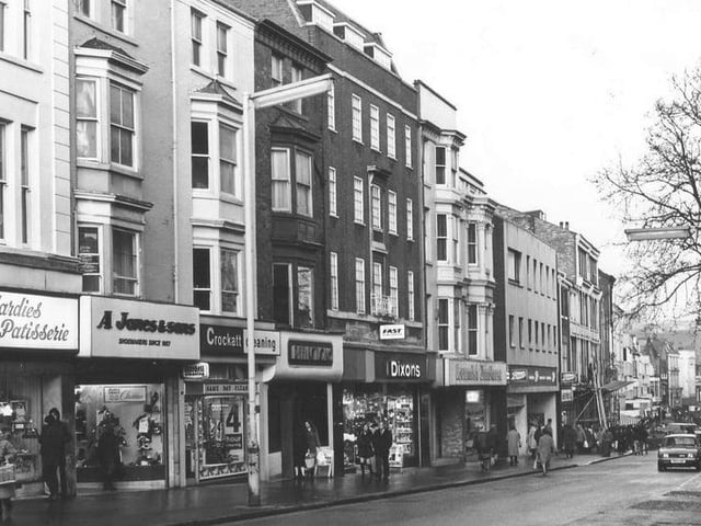 Do you remember Dixons, Flair, Crockatt Cleaning, Hardies, and Cavendish Woodhouse home furnishers?